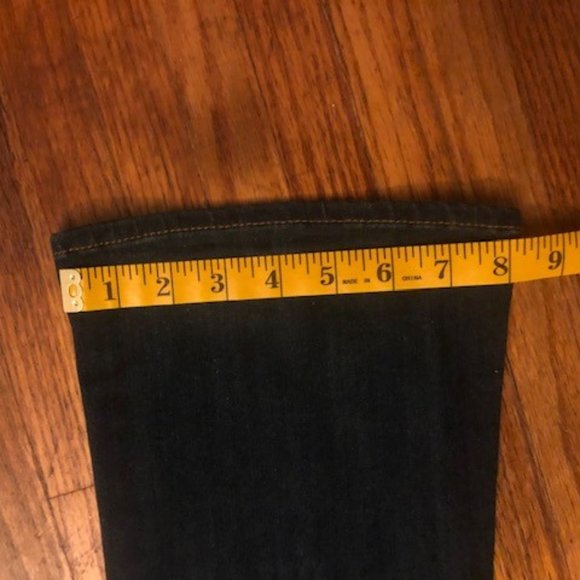 American Eagle SKINNY Kick WOMEN'S Short Jeans - Picture 10 of 12